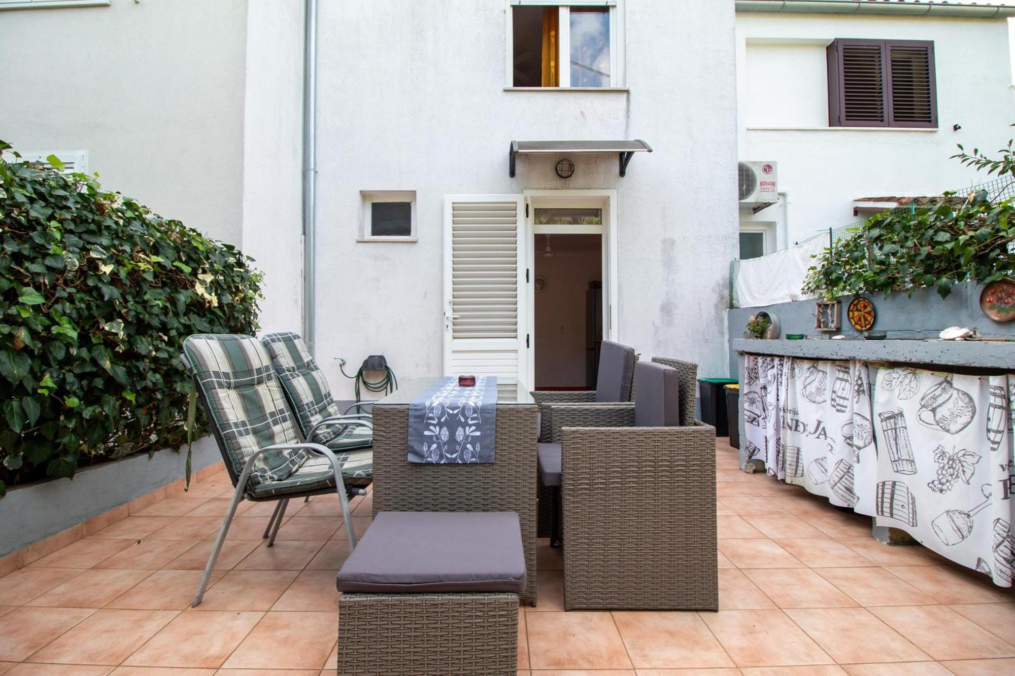 Apartment Un Chat Rovinj Luaran gambar